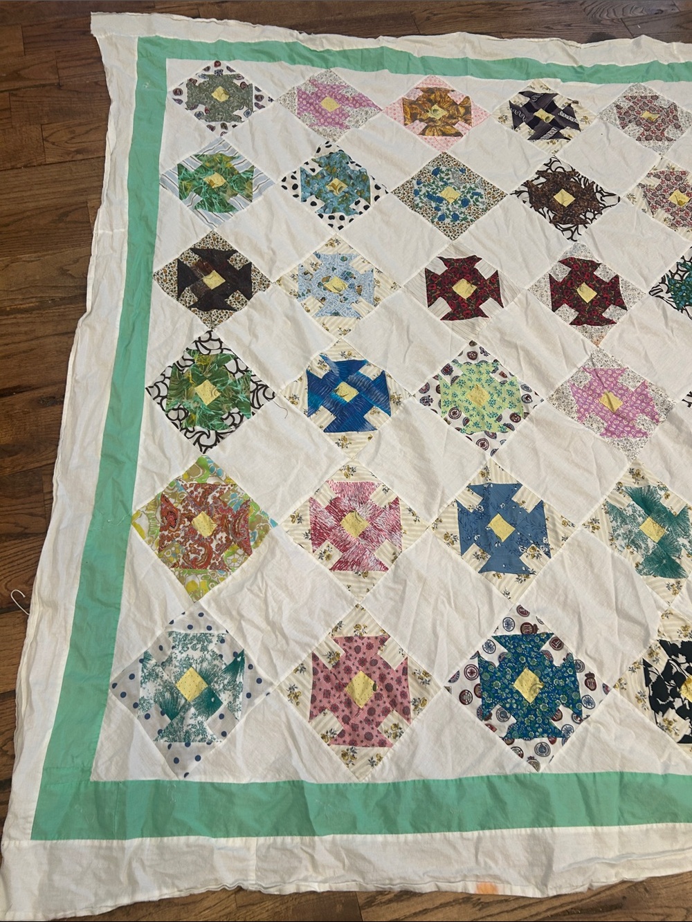 Handmade Patchwork Quilt with Mint Green Border - Picture 6 of 9